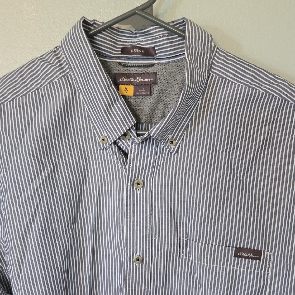 Eddie Bauer | Blue Striped Long Sleeve Button Down Shirt Size Large